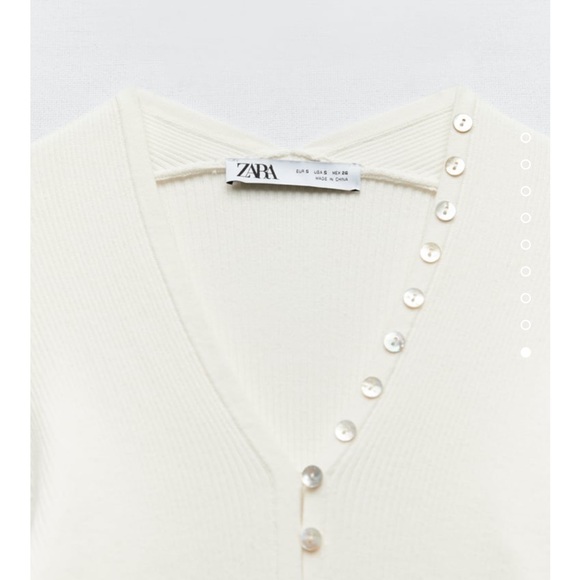 Zara Buttoned Knit Top - Picture 3 of 3